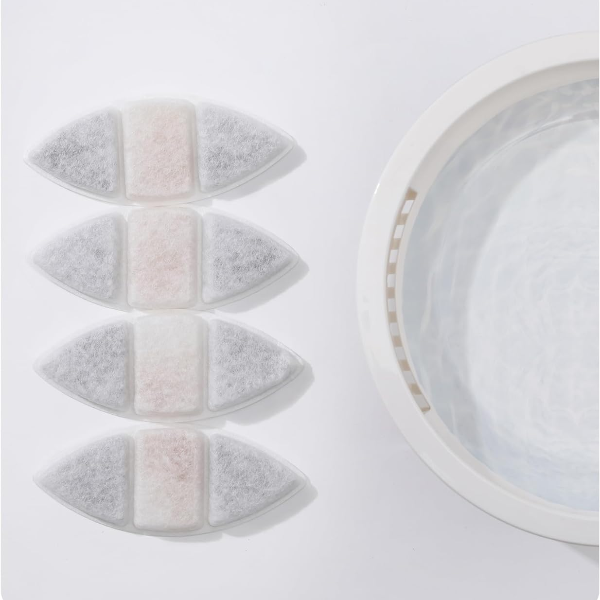 2.5L Wireless Automatic Cat Water Fountain with 2 Flow Modes, 4 Filters, and Rechargeable Battery