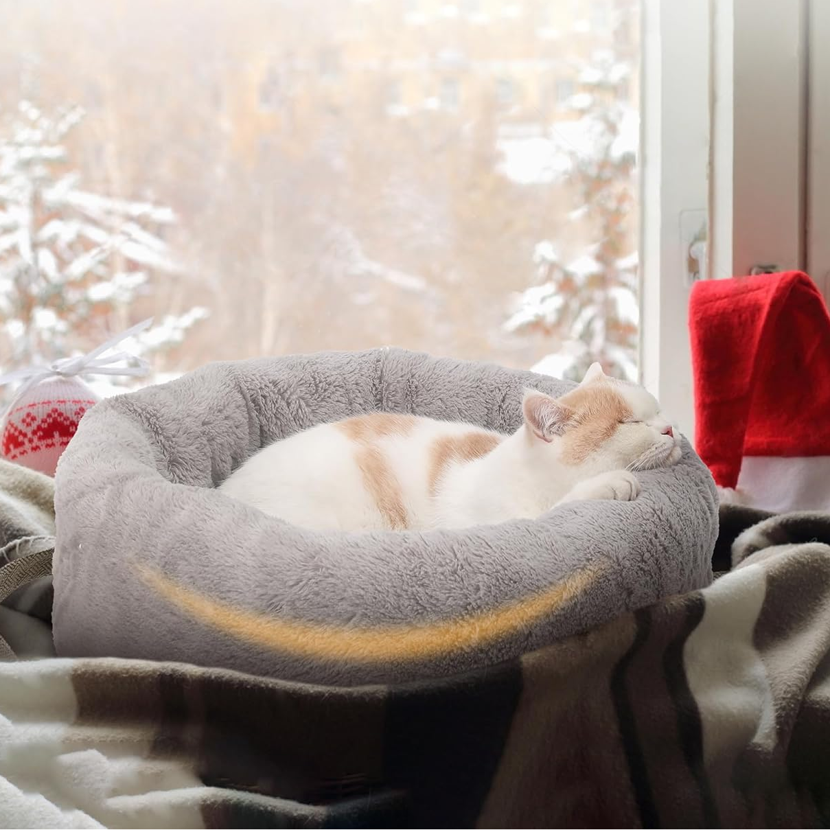 Reversible Cat Bed for Indoor Cats, Deep Sleep Puppy Bed, Multi-Season Kitten Bed, Roomy Small Dog/Bunny Bed