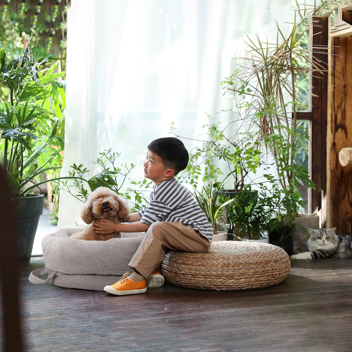 Reversible Cat Bed for Indoor Cats, Deep Sleep Puppy Bed, Multi-Season Kitten Bed, Roomy Small Dog/Bunny Bed